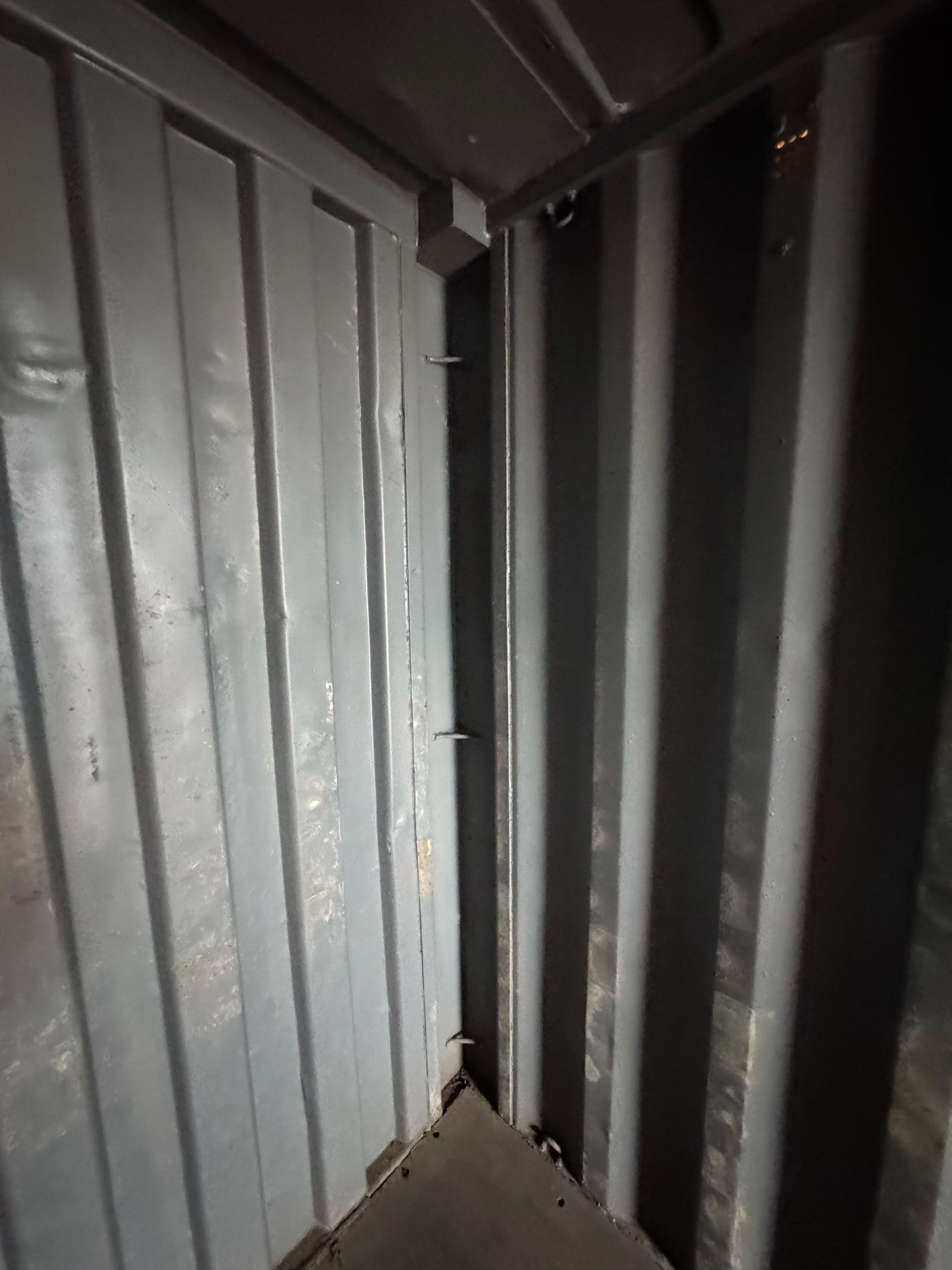 Морской контейнер TGHU0184902